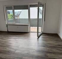 Attraktive helle 4-Zimmer-Wohnung, in sehr guter Lage, in Königstein im Taunus