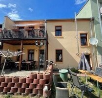 +++ Zweifamilienhaus in zentraler Lage +++ - Weißenfels