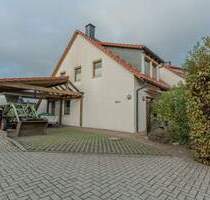 Flexibles Wohnen: Zweifamilienhaus in Feldrandlage von Börßum!