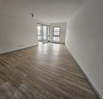Top Lage, große 2 Zimmer Wohnung, ca. 70qm mit großzügigem Balkon und Einbauküche mit E-Geräten - Berlin Westend