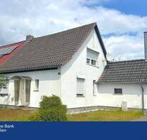 Oranienburg OT Zehlendorf - Doppelhaushälfte auf großem Grundstück
