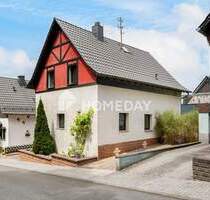 Ruhiges Wohnen am Waldrand - Charmantes EFH mit Whirlpool, Terrasse und Friedrichsthal-Bildstock