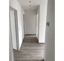 Top renovierte 4 Zimmer Wohnung mit Balkon - Dornbusch! - Frankfurt am Main Eckenheim