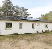 Moderner Bungalow mit großem Grundstück und ausgebautem Nebengelass - Bezugsfrei ab Frühjahr 2026 - Beelitz Fichtenwalde