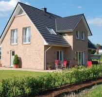 Landhaus mit Kapitänsgiebel in Essen Oldb. - Essen (Oldenburg) Sandloh