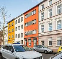 Charmantes Mehrfamilienhaus mit fünf Wohneinheiten und vielseitiger Gewerbefläche - Mönchengladbach Rheydt