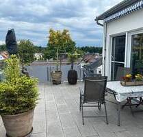 Gepflegte 2-Zi. Penthouse-Wohnung in zentraler Lage von Eriskirch mit Säntisblick!!
