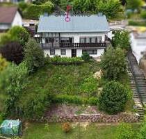 Großzügiges Einfamilienhaus mit Einliegerwohnung, Panoramablick und sofortiger Bezugsfreiheit - Echternacherbrück