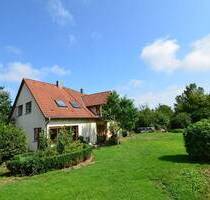 Renovierungsbed. EFH mit ELW in unverbauter Randlage in Burgweinting - Regensburg Burgweinting-Harting