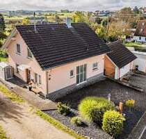 Naturnah & modern! Einfamilienhaus mit Doppelgarage - Neuhausen ob Eck / Worndorf