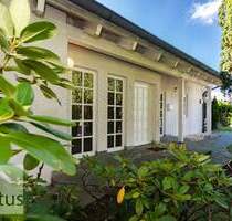 Zeitlose Eleganz trifft Natur, Platz und Erholung! Cooles EFH mit Einliegerwhg., Garten, Garage etc. - Wüstenrot / Neuhütten