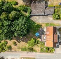 Raum für Familie und Visionen: Wohnhaus mit Potenzial auf großzügigem Areal - Salzhausen / Oelstorf