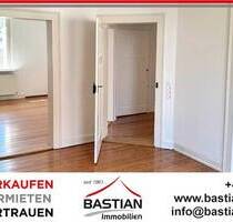 Jugendstil - historisch - authentisch: 3-Familienhaus mit Garten und Garage, Worms-West!