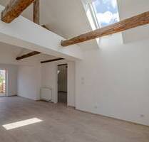 Attraktive 2-Zimmer-DG-Wohnung mit Balkon in Holzminden - Modernisiert und bereit zum Einziehen!