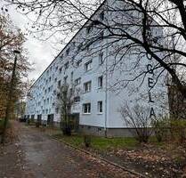 ab dem 01.07.2025: 3-Raum-Wohnung in der Rahlstedter Str. 8 im 2. OG - Schwerin Lankow