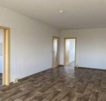 Saniert 2023: 3-Raum-Wohnung mit Balkon! - Oschersleben
