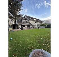 Wohnensemble, 3 MFH, mit zwei exklusiven Erdgeschosswohnungen 143 m² & 78 m² zur Selbstnutzung! - Oberhausen Styrum