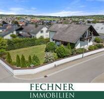 Flexible Nutzung als Ein- oder Zweifamilienhaus! Ruhige Lage - großes Eckgrundstück - Doppelgarage! - Wettstetten