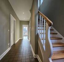 DREAMHOUSE Immobilienhaus: Für Liebhaber - charmantes Einfamilienhaus mit exklusiver Ausstattung - Hamburg Sülldorf