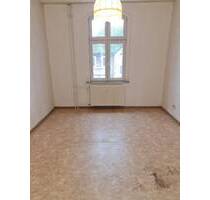 Duisburg-Marxloh, 3-Zimmer-Wohnung mit Potenzial zu vermieten! 1 Nettokaltmiete frei (2. Monat)