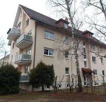 1-R-Whg mit Balkon und Einbauküche in ruhiger, grüner Lage, Stellplatz - Ronneburg