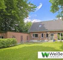 Raum für Visionen - sanierungsbedürftiges Einfamilienhaus auf 974 m² großem Grundstück in Bestlage - Itzehoe