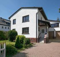 Charmantes Familienhaus am Ortseingang von Buchschlag mit Entwicklungspotenzial - Dreieich Sprendlingen