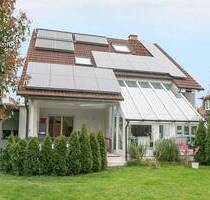 Großes Zwei-Familienhaus mit Energieeffiziensklasse B in familienfreundlicher Lage - Dietzenbach