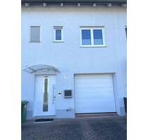 Charmantes Reihenmittelhaus für die Familie in Top-Lage von Rieden