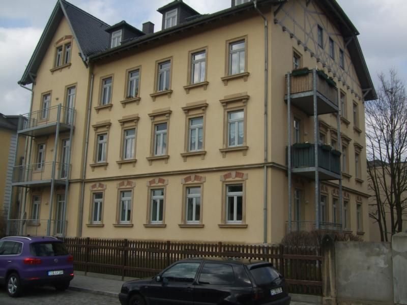 Kleine Wohnung mit Balkon - 330,00 EUR Kaltmiete, ca.  47,84 m² in Heidenau (PLZ: 01809)