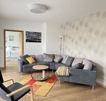 Möblierte, modern renovierte 2-Zi-Wohnung mit Terrasse in Veitsbronn