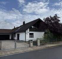 Freistehendes Architektenhaus in ruhiger Lage - Neumarkt Holzheim
