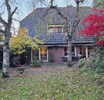 VORSCHAU | Behagliches Wohnhaus in Aurich Haxtum auf 1.555 m² oder 744 m² Grund