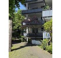 Herrlicher 17 m² Sonnenbalkon + top gepflegte Wohnung + EBK + TG - Frankfurt am Main Niederrad
