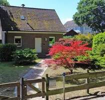 Ihr Rückzugsort am Meer - charmantes Ferienhaus am Waldrand, nur 5 Minuten zum Strand - Zempin