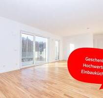 Effizient geschnitten: 4 Zimmer, EBK, Südbalkon & Stellplatz - Bestensee