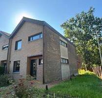 Reihenendhaus mit Garten und Garage in Nordhorn - Bookholt