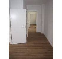 Geräuige 3 Raumwohnung mit Balkon - Chemnitz Hutholz 644