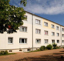 Familie herzlich willkommen! - 336,00 EUR Kaltmiete, ca.  56,00 m² Wohnfläche in Weißenfels (PLZ: 06667)