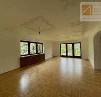 Besondere Immobilie mit Flair - 1.012,00 EUR Kaltmiete, ca.  108,80 m² Wohnfläche in Mainbernheim (PLZ: 97350)