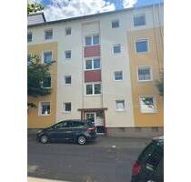 Geräumige 2-Zimmer-Wohnung mit Balkon Nähe dem West-Bahnhof - Essen Frohnhausen