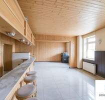 Solides Wohnhaus mit ehemaliger Gaststätte, Innenhof & Gestaltungsspielraum in Waldböckelheim