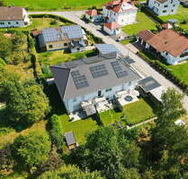 Reiheneckhaus in ruhiger Lage - 449.000,00 EUR Kaufpreis, ca.  145,00 m² Wohnfläche in Cham (PLZ: 93413) Michelsdorf