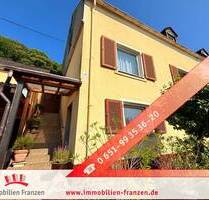 Idyllisch wohnen in Trier-Ehrang: Großes Haus mit Traumgarten, Terrasse, Einliegerwohnung, Garage & vielen Möglichkeiten! - Trier / Ehrang