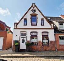 Hübsch, ruhig, direkt am Wasser - möbliertes Wohnhaus im 