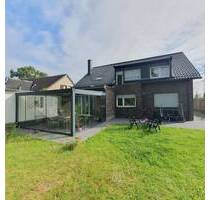 *Freistehendes Einfamilienhaus mit Garten, Wintergarten & Garage - Ideal für Familien mit Kindern * - Alsdorf Begau