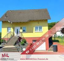 Familienparadies in Kirf: Streif-Haus mit Wintergarten, Kamin und großem Garten - einzugsbereit und hochwertig !