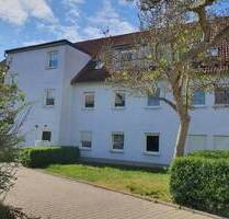 Singlewohnung mit kleiner Terrasse und Küche! - Crimmitschau