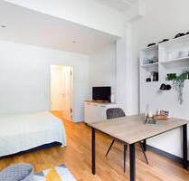 DIE ZIMMEREI | Helle + möblierte 1-Zimmer-Wohnung nahe Uni Hamburg & Isemarkt | Large Bude