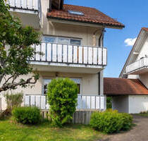 Attraktive, helle und modern geschnittene ETW mit 3,5 Zimmer mit Balkon, Keller und Garage - Jestetten / Altenburg